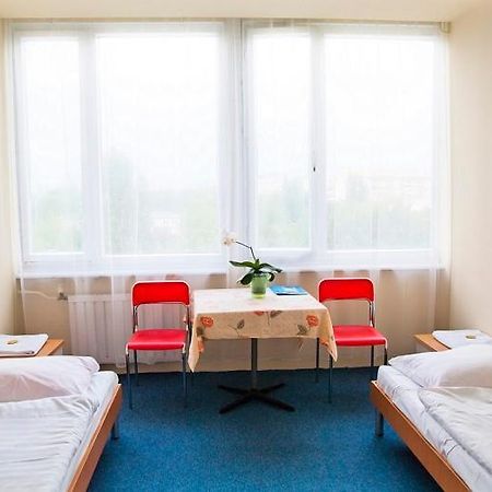 Dom Turystyczny Indigo Hostel Krakau Buitenkant foto