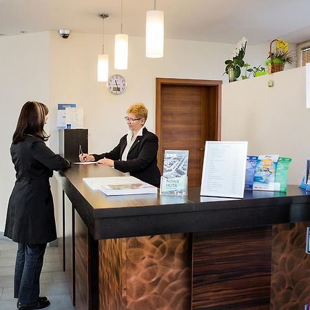 Dom Turystyczny Indigo Hostel Krakau Buitenkant foto