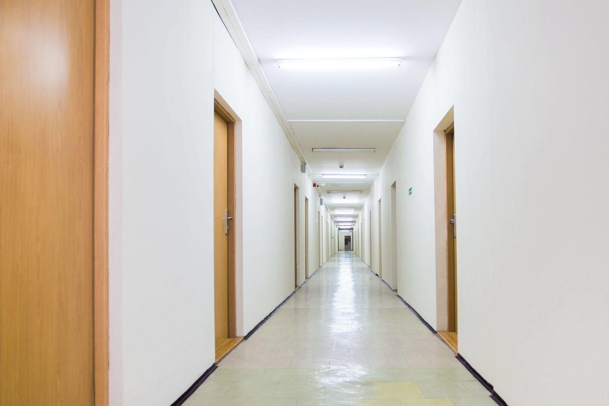Dom Turystyczny Indigo Hostel Krakau Buitenkant foto