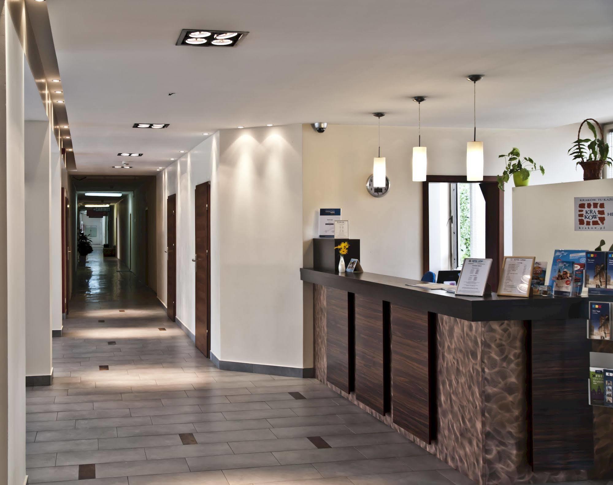 Dom Turystyczny Indigo Hostel Krakau Buitenkant foto